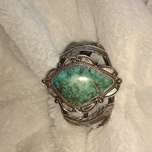 Vintage Turquise Silver Bracelet. Reasonable offers considered. 2 1/4 x 2 inches